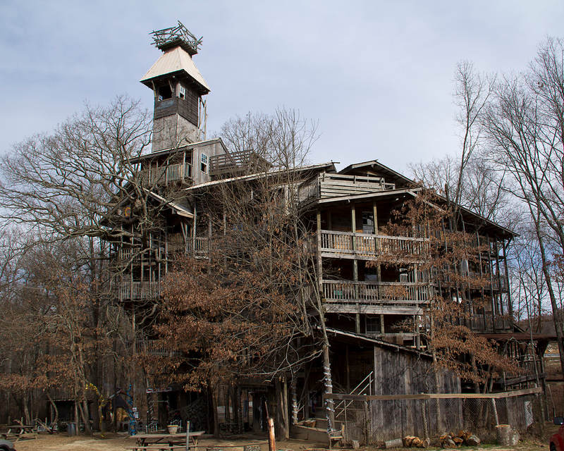 Illustration for article titled These Are The Most Amazing Tree Houses Ever